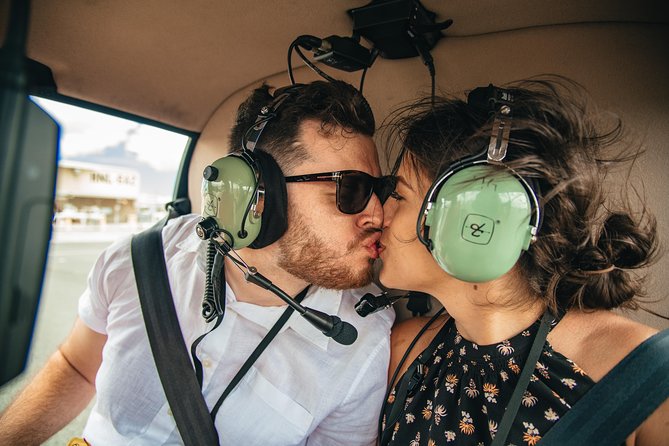 Private 45 Minute Helicopter Tour with Romantic Landing - The romantic landing and celebration details
