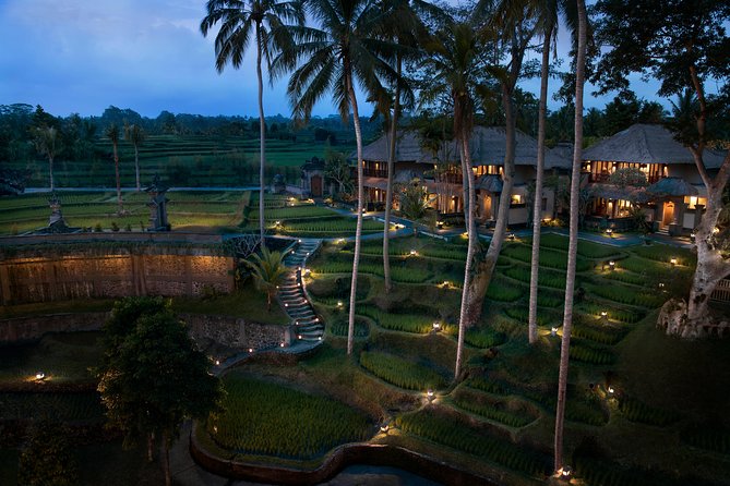 Private 6-Course Romantic Candlelight Dinner Overlooking Ubud Valley - Who should book this dinner?