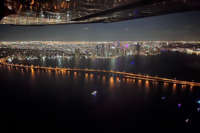 Private 60 Minute Romantic Excursion Air Tour with Champagne - Miami Beach, Ocean Drive, and Surfside