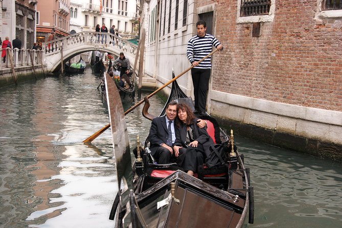 Private Crafted Gondola Ride on the Grand Canal - What the private gondola ride is really like