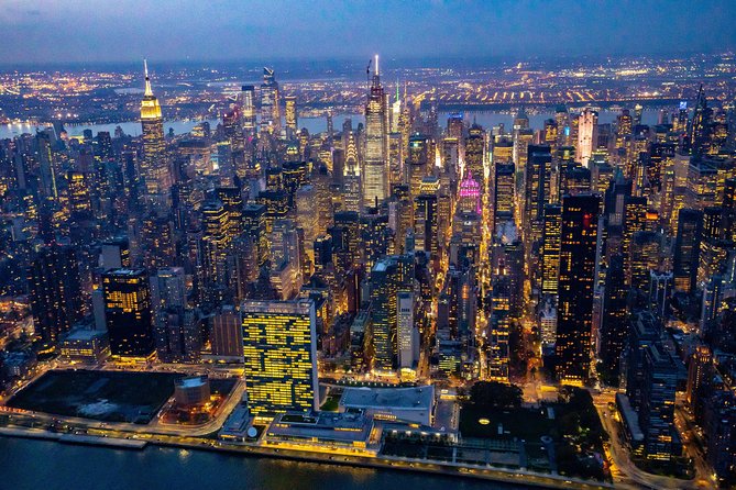 Private New York City Helicopter Tour for Couples from Westchester - The 45-minute route: the better choice for landmark hunters