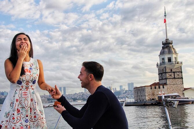 Private Proposal Tour in Bosphorus - What You See from Kabataş
