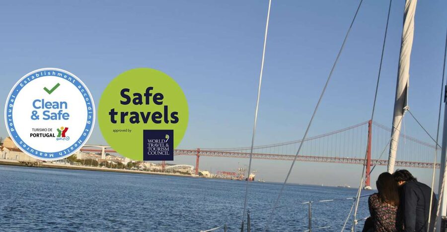 Private Romantic cruise with sparkling wine- 2-Hour- Lisbon - Setting Out on the Tagus for Two Hours