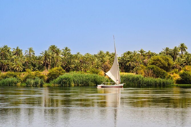 Private Romantic Dinner on the Nile - A private felucca instead of a crowded Nile dinner boat