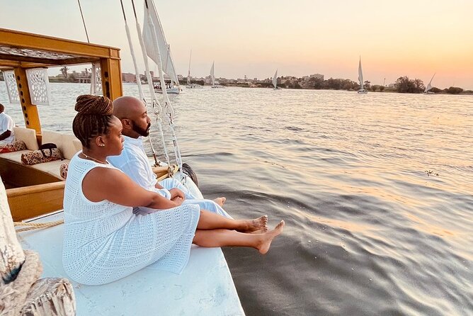 Private Romantic Dinner on the Nile - Dinner, music, photos, and small romantic touches