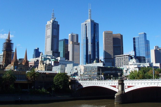 Private Romantic Melbourne Dinner Cruise for 2 - Who will enjoy this cruise most?