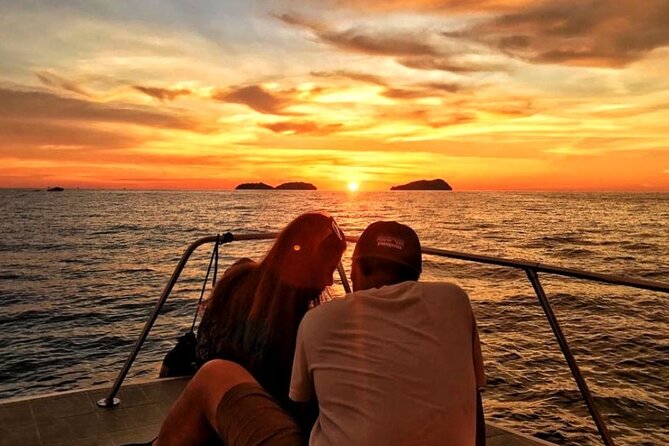 PRIVATE Romantic Sunset Boat Tour Zadar with Local Wine 1,5h - Setting out from Zadar for the evening