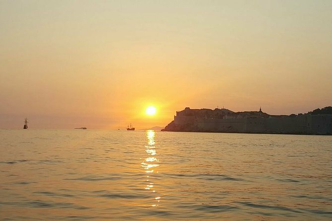 Private romantic Sunset tour - The skipper can shape the evening
