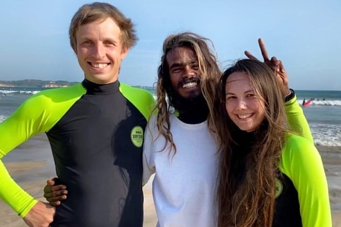 PRIVATE Surf lesson for Beginners Couple - What the instructors bring to the lesson