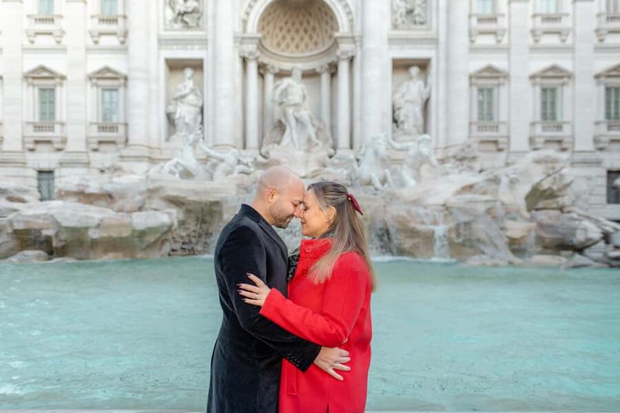 Proposal- Engagement- Pre-Wedding- Wedding Shooting in ITALY - A Rome photo session built around two famous stops