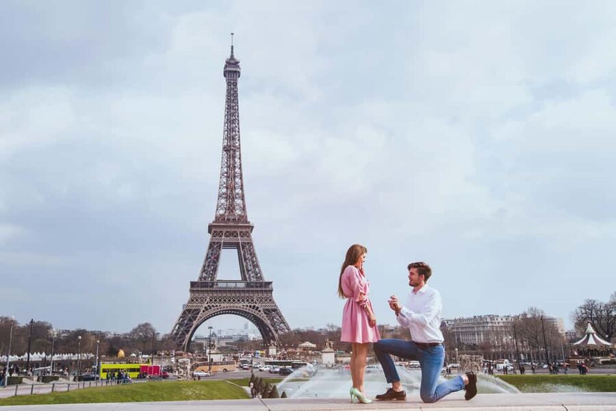 Proposal Photoshoot - The 30-minute option: quick, focused, and enough for the big moment