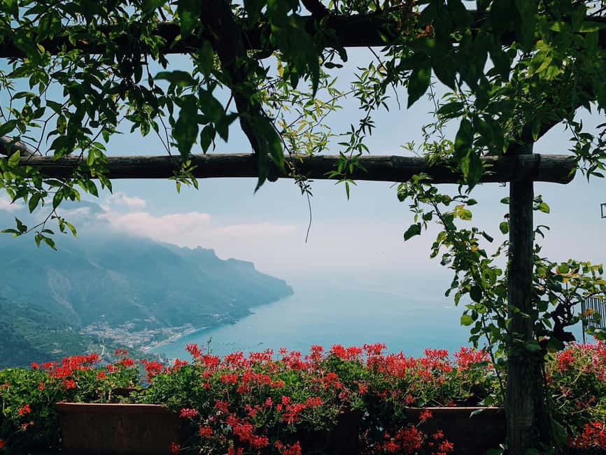 Ravello: the most romantic balcony on the Amalfi Coast - The coastal road toward Ravello
