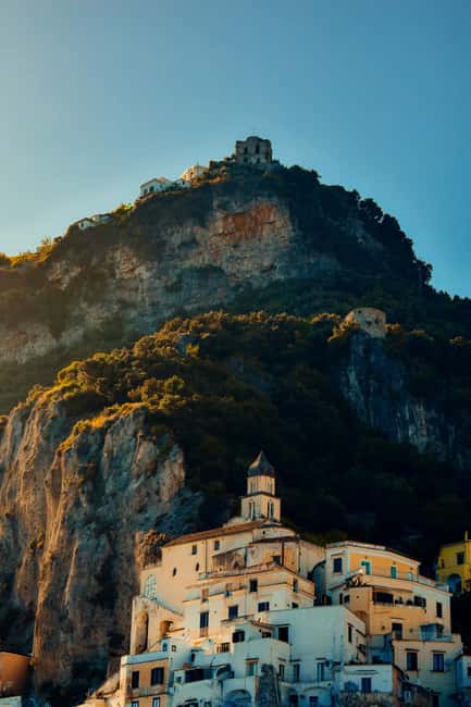 Ravello: the most romantic balcony on the Amalfi Coast - Leaving Naples with Mount Vesuvius in view