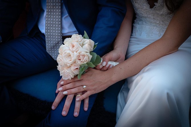Renew your wedding vows on a romantic gondola - Personal vows, rings, and a signed certificate