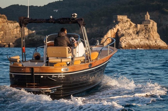 Romance in Cinque Terre: a boat trip at sunset, aperitif onboard - Corniglia, the high village