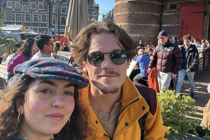 Romantic Amsterdam: Fairytale or Tragedy? Self-Guided PuzzleQuest - Bredero Monument and Leprozenpoort