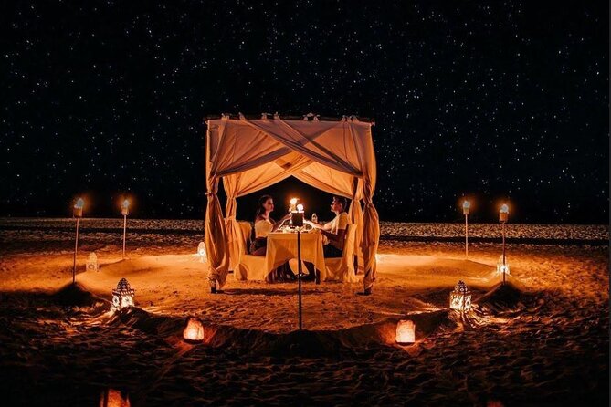 Romantic and gourmet dinner in Zanzibar - Candlelight, rose petals, and the right kind of occasion