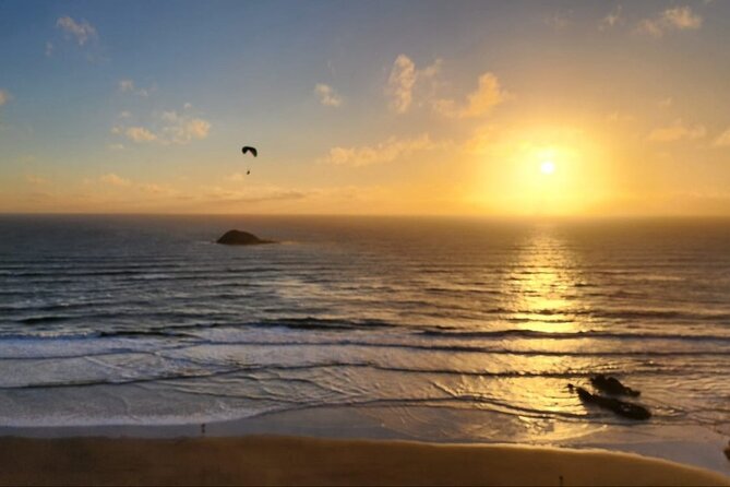 Romantic Auckland Sunset tour with Winery & Thermal pool - Hunting Lodge: wine and dinner with a local story