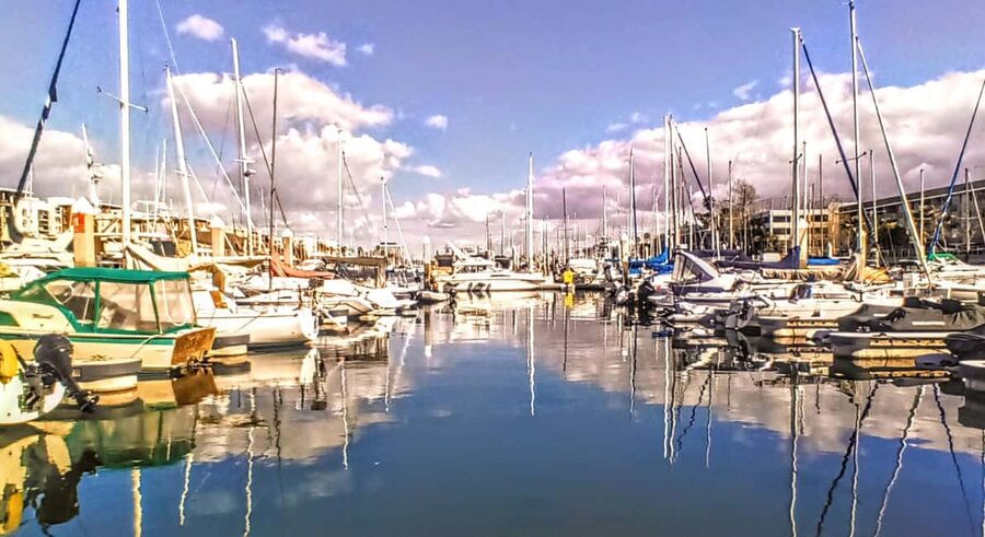 Romantic Boat Cruise with Wine & Cheese or Surprise Dinner - Choosing private or shared seating