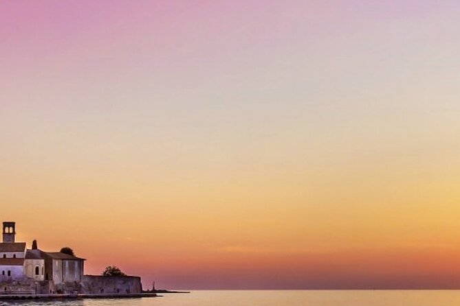 Romantic Boat Trip with Dolphin Watching - Drinks, comfort, and the practical details