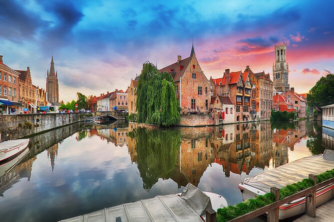 Romantic Bruges: Love Between the Canals Exploration Game - Starting at ’t Zand and Saint-Salvator’s Cathedral