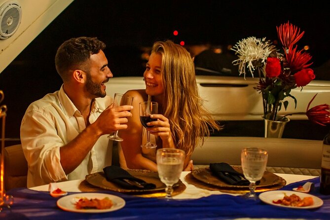 Romantic Dinner Cruise in Cairo Nile for Couples (Luxury) - A Two-Hour Nile Evening Made for Couples