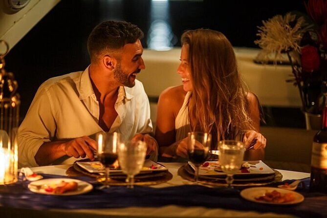 Romantic Dinner Cruise in Cairo Nile for Couples (Luxury) - Dinner, Dessert, and Included Drinks