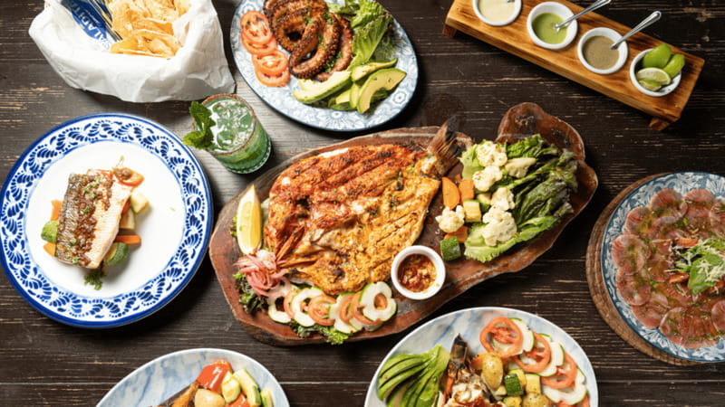 Romantic dinner in front of the sea - What happens at Flamingos Seafood Kitchen