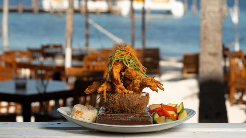 Romantic dinner in front of the sea - Four courses and a bottle of wine