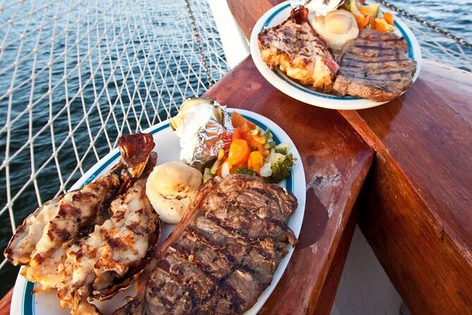 Romantic Dinner in the Spanish Galeon with Sax in Cancun. Lobster & Beef menu. - Live saxophone and the mood on board