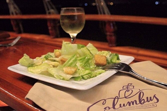 Romantic Dinner in the Spanish Galeon with Sax in Cancun. Lobster & Beef menu. - Who should choose this Cancun dinner cruise?