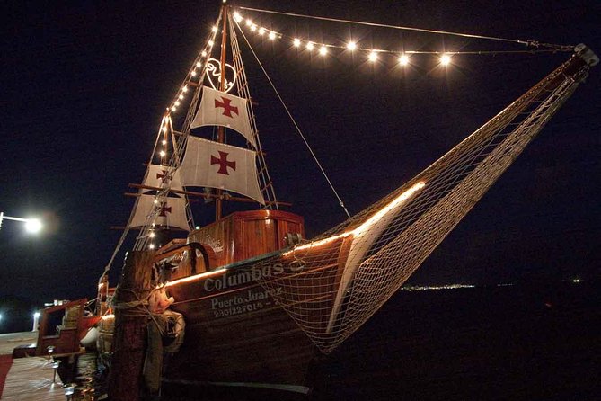 Romantic Dinner on a Spanish Galeon in Cancun - A Spanish galleon, not a luxury yacht