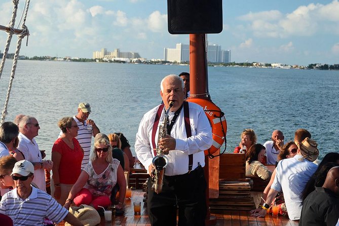 Romantic Dinner on a Spanish Galeon in Cancun - The route across Nichupté Lagoon