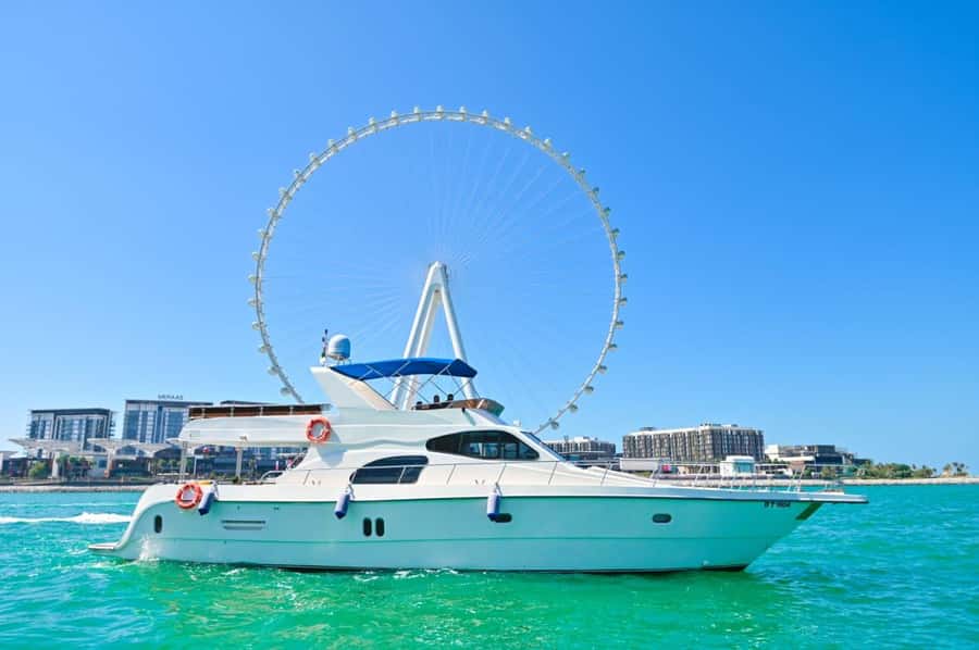 Romantic Dinner on Private Yacht - Setting sail from Amwaj Al Bahar
