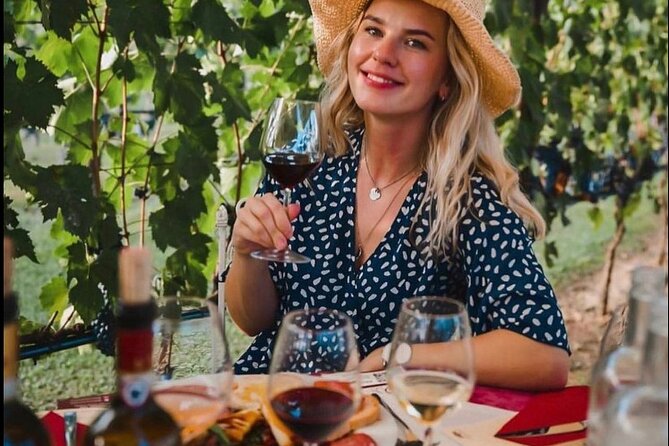 Romantic Escape in Tuscany - Overnight and Wine Tasting - Who should book this experience