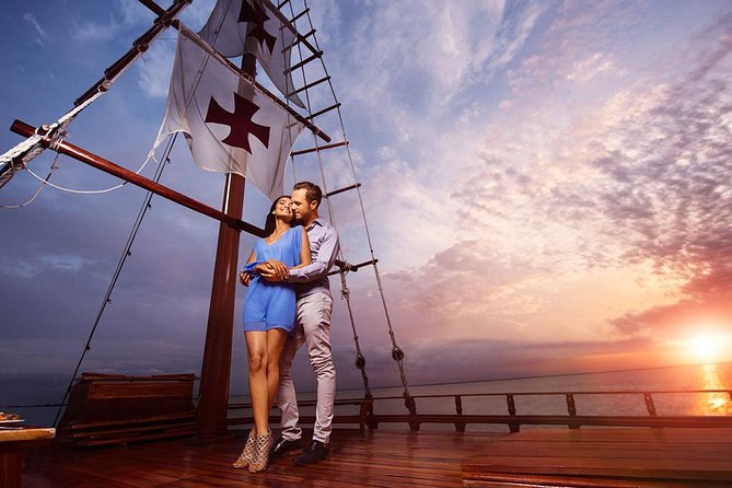 Romantic Experience Sunset Dinner Columbus in Cancun (2x1 price) - Dinner Choices: Lobster, Steak, or Both