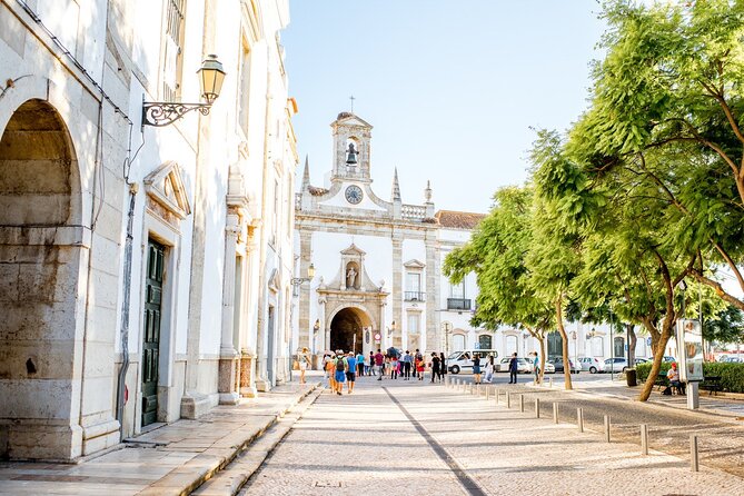 Romantic Faro: Whisper of Love Exploration Game and Tour - Key points to know before you book