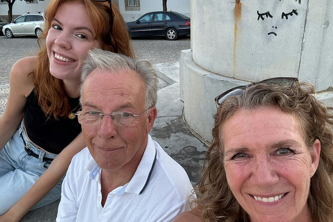 Romantic Faro: Whisper of Love Exploration Game and Tour - Praça da Liberdade and Faro’s first clues