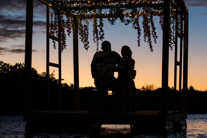 Romantic Floating Picnic Experience - A Private Evening on Curaçao’s Water