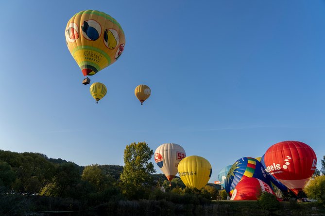 Romantic Hot Air Balloon Flight over Vilnius or Trakai - A private flight above Vilnius or Trakai