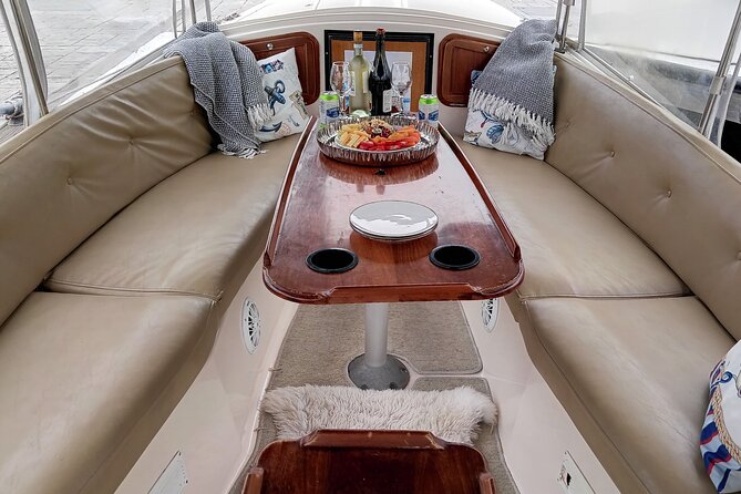 Romantic Luxury Boat Cruise with Wine Cheese Sea LionTours - Who will like this cruise most