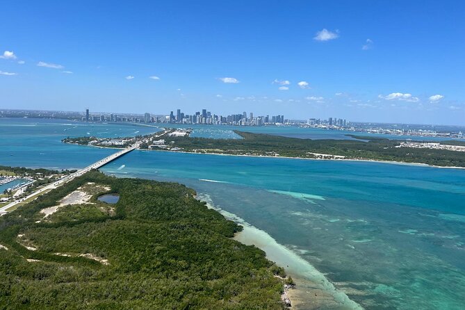 Romantic Miami Helicopter Tour with Champagne for Two - Quick take on the flight