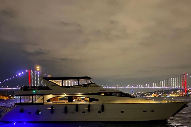 Romantic Night Cruise Live Violinist - Ortaköy and the first Bosphorus Bridge