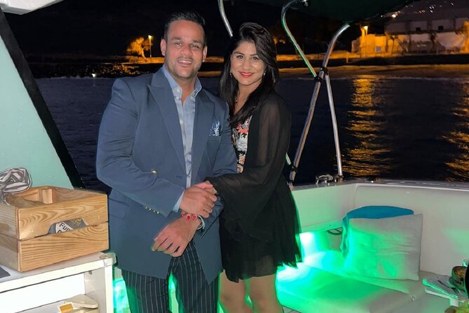 Romantic night ocean boat trip for 2 - Planning a proposal or surprise evening