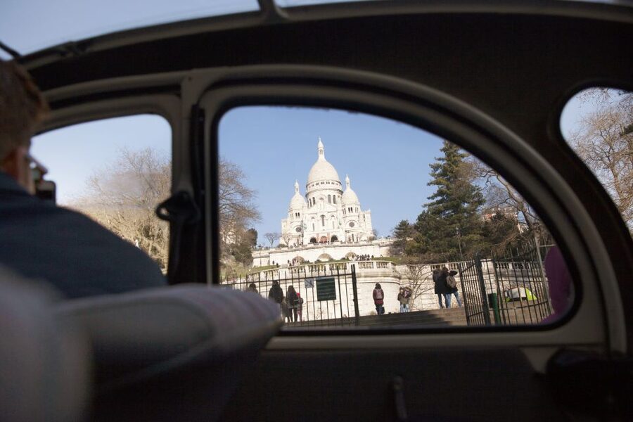 Romantic Paris Vintage Citroën 2CV Tour - Montmartre and the Belle Époque Streets