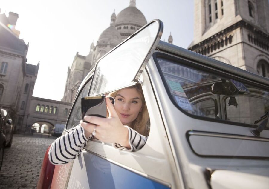 Romantic Paris Vintage Citroën 2CV Tour - Returning to the Eiffel Tower