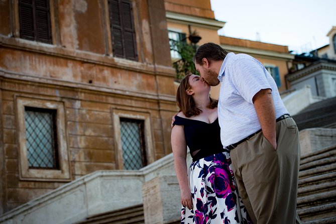 Romantic photos in Rome - Route three: Trevi Fountain, Spanish Steps, and Via Margutta