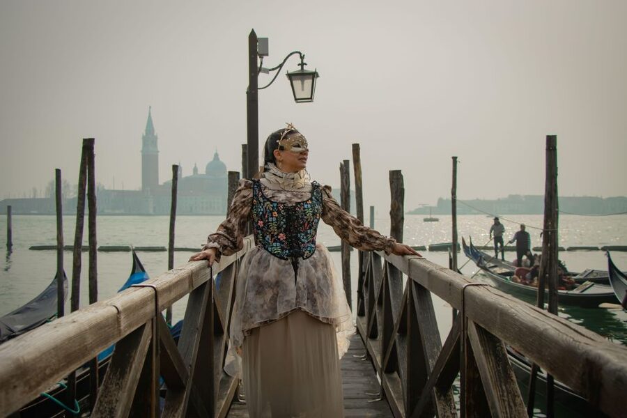 Romantic Photoshoot Experience for Couples in Venice - Piazza San Marco as your main photo stop