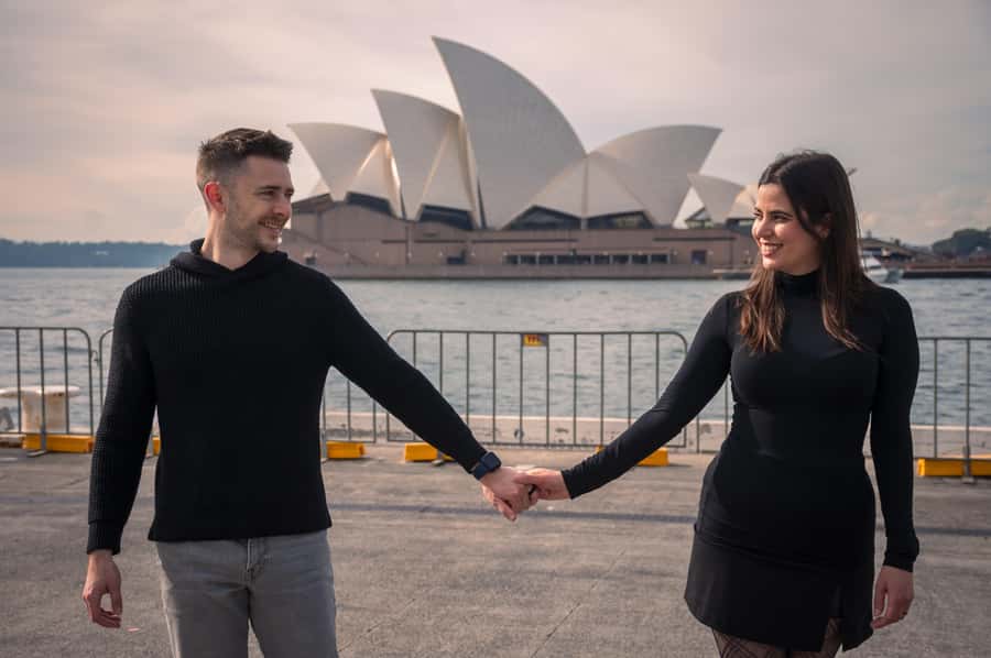 Romantic photoshoot for couples in Sydney - Why The Rocks works so well for couple photos