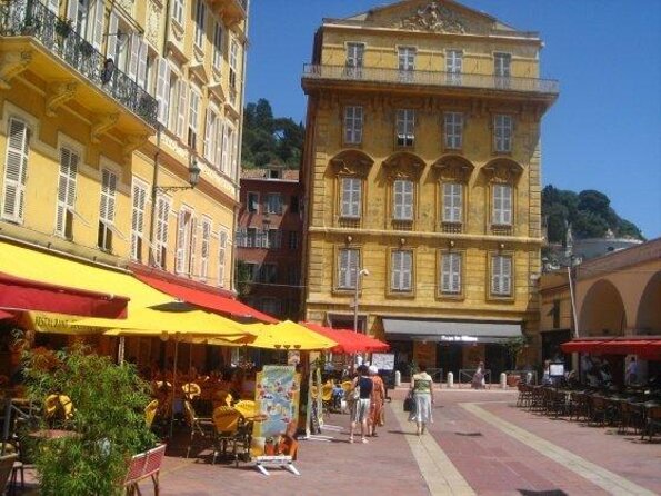 Romantic Photoshoot in Nice's Old Town or Nearby - Key points to know